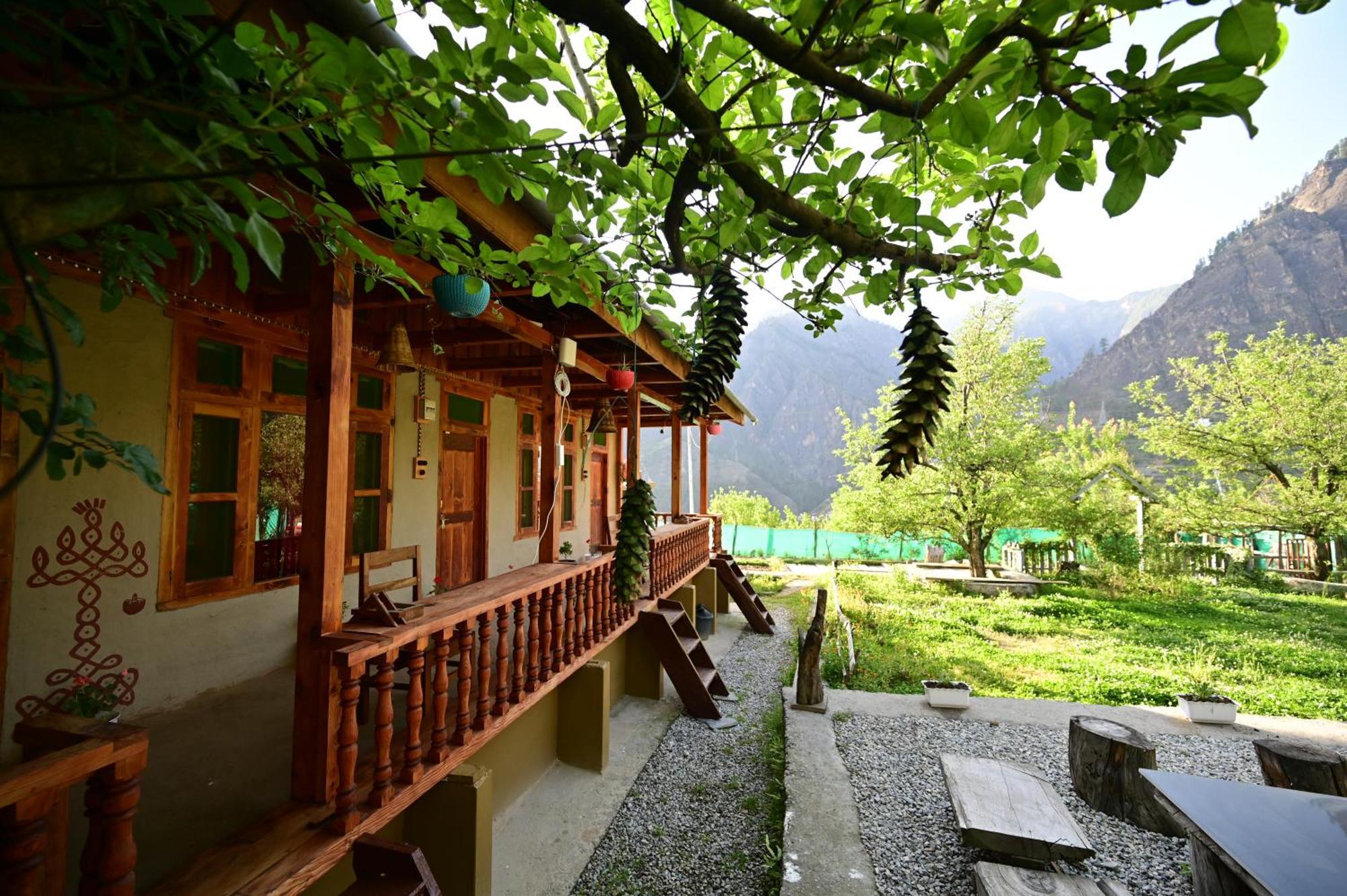 Himalayan Mud Resort Kasol Exterior photo