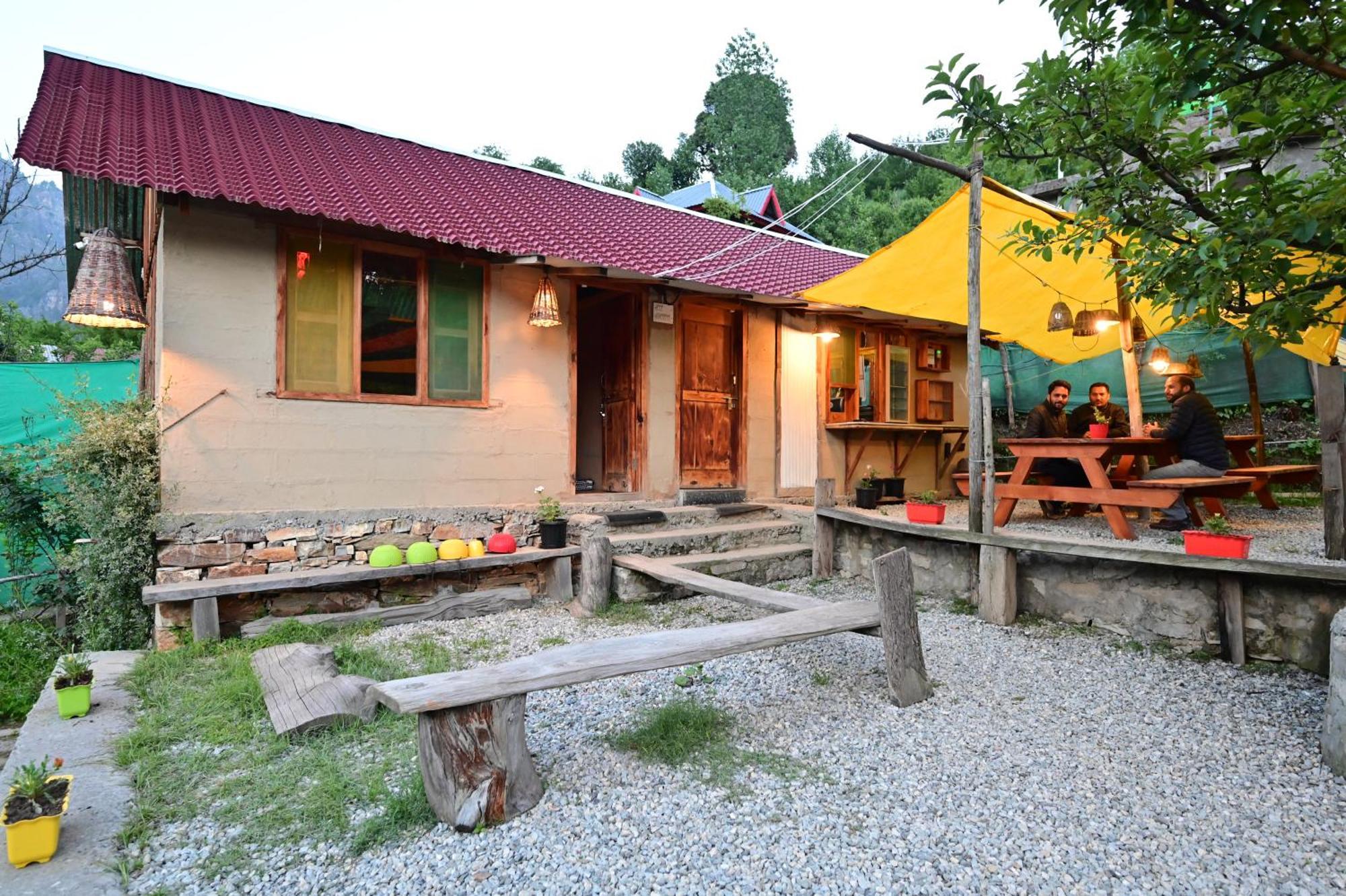 Himalayan Mud Resort Kasol Exterior photo